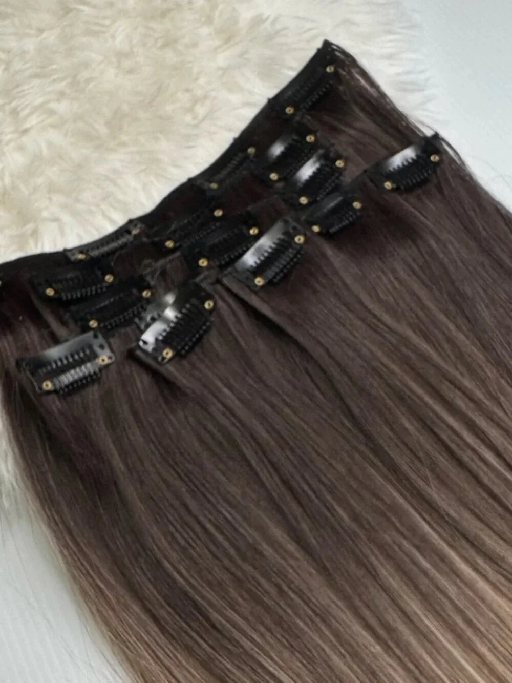 Human hair blend 24 In Balayage Blonde Hair Extensions Clip in Set